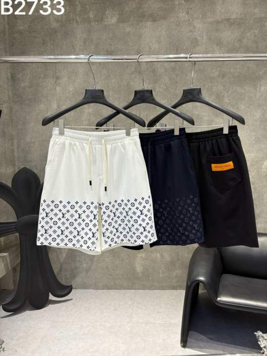 Picture of LV Short Pants _SKULVM-4XLaztx1118425